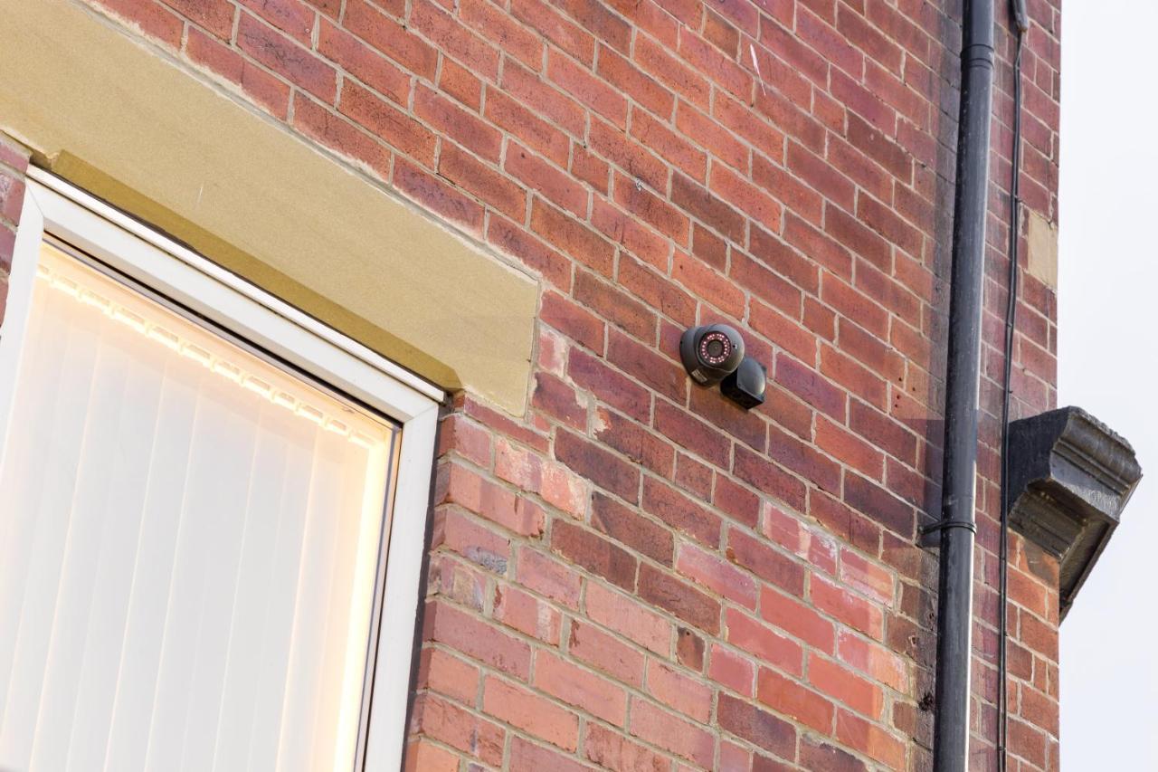 Modern Apartment Close To City Centre With Parking Leeds  Exterior foto